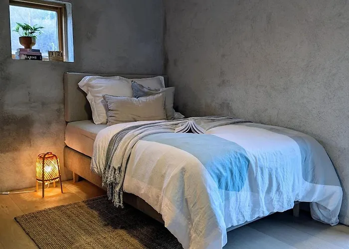 Unique House In Nedstrand * Tysvaer